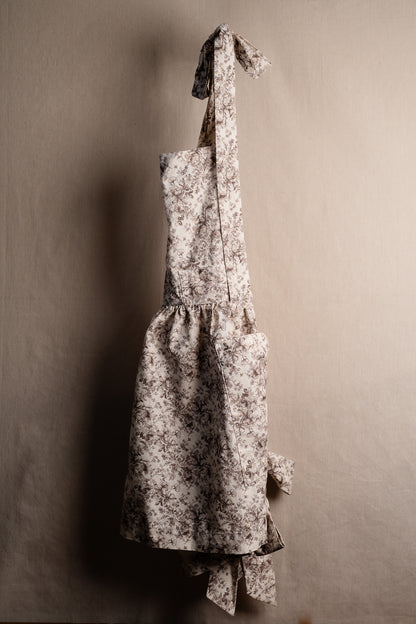 The Farmhouse Apron