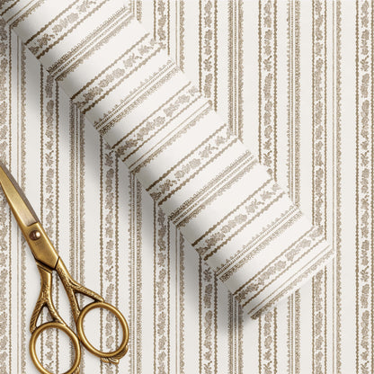 The Lace Stripe